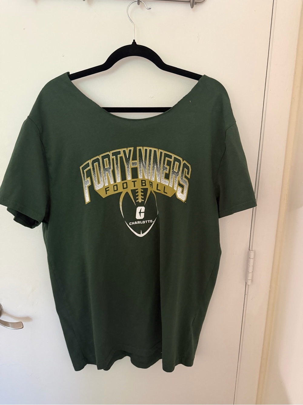 Green Short Sleeve Graphic Tee